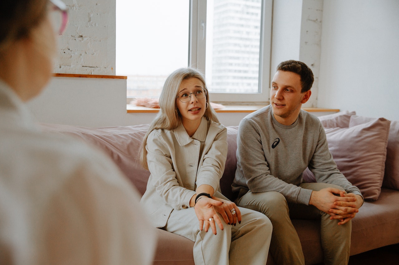 How to Become a Certified Dating Coach and Help Others Find Meaningful Relationships